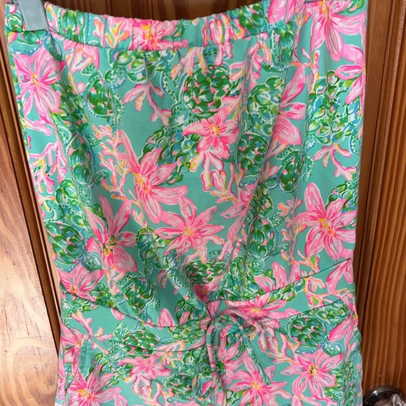 Lilly Pulitzer romper - Picture 4 of 6